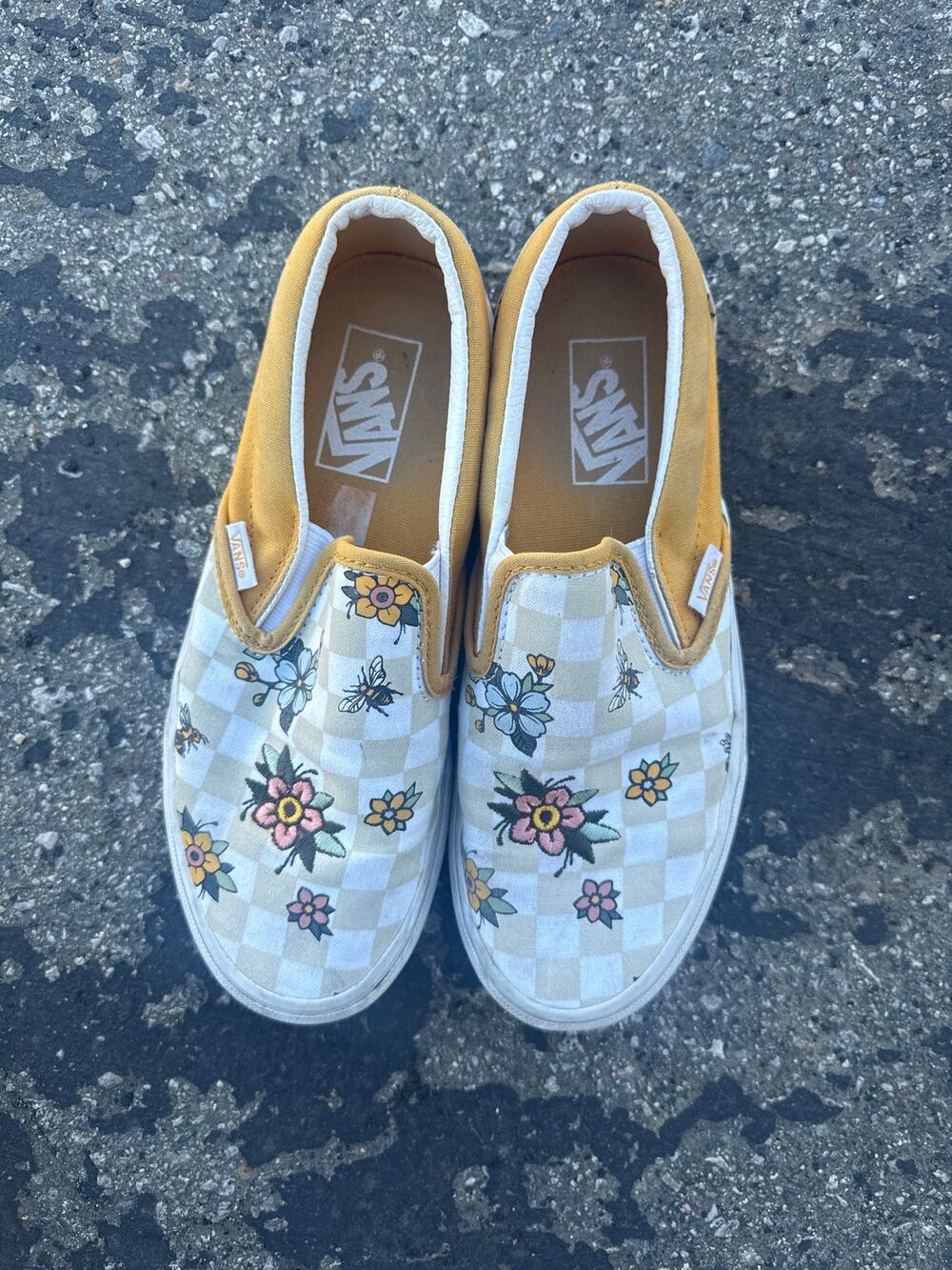 Vans Classic Slip-On Floral Checkerboard Shoes Cream Yellow Women’s Size 7.5